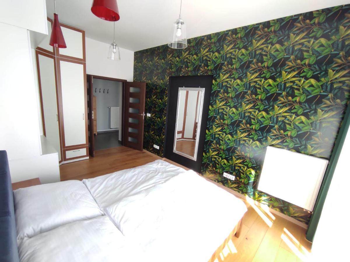 Apartament Przy Galerii Forum Gliwice Witkiewicza Kültér fotó