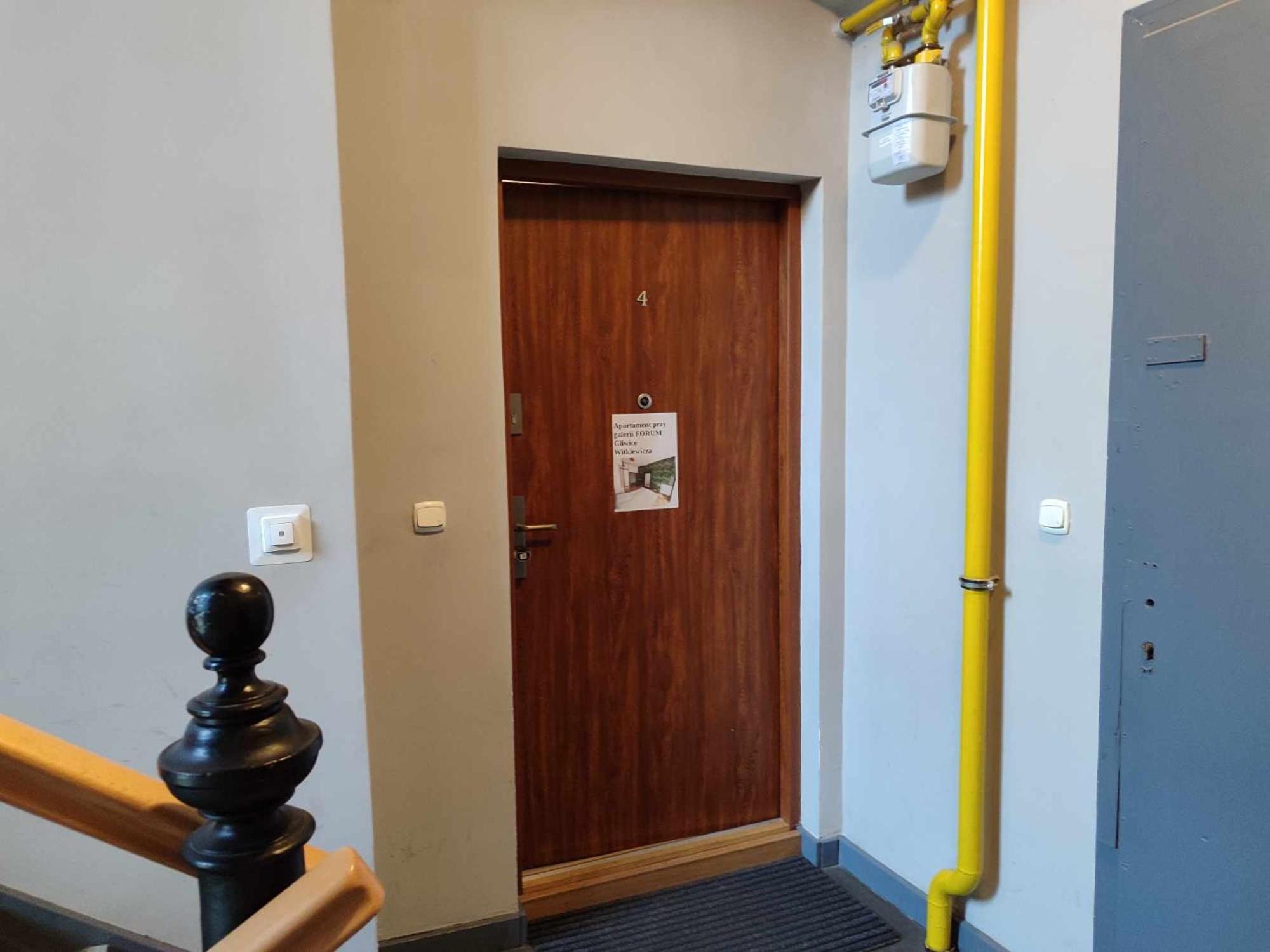 Apartament Przy Galerii Forum Gliwice Witkiewicza Kültér fotó